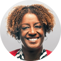 Crystal Thompkins headshot